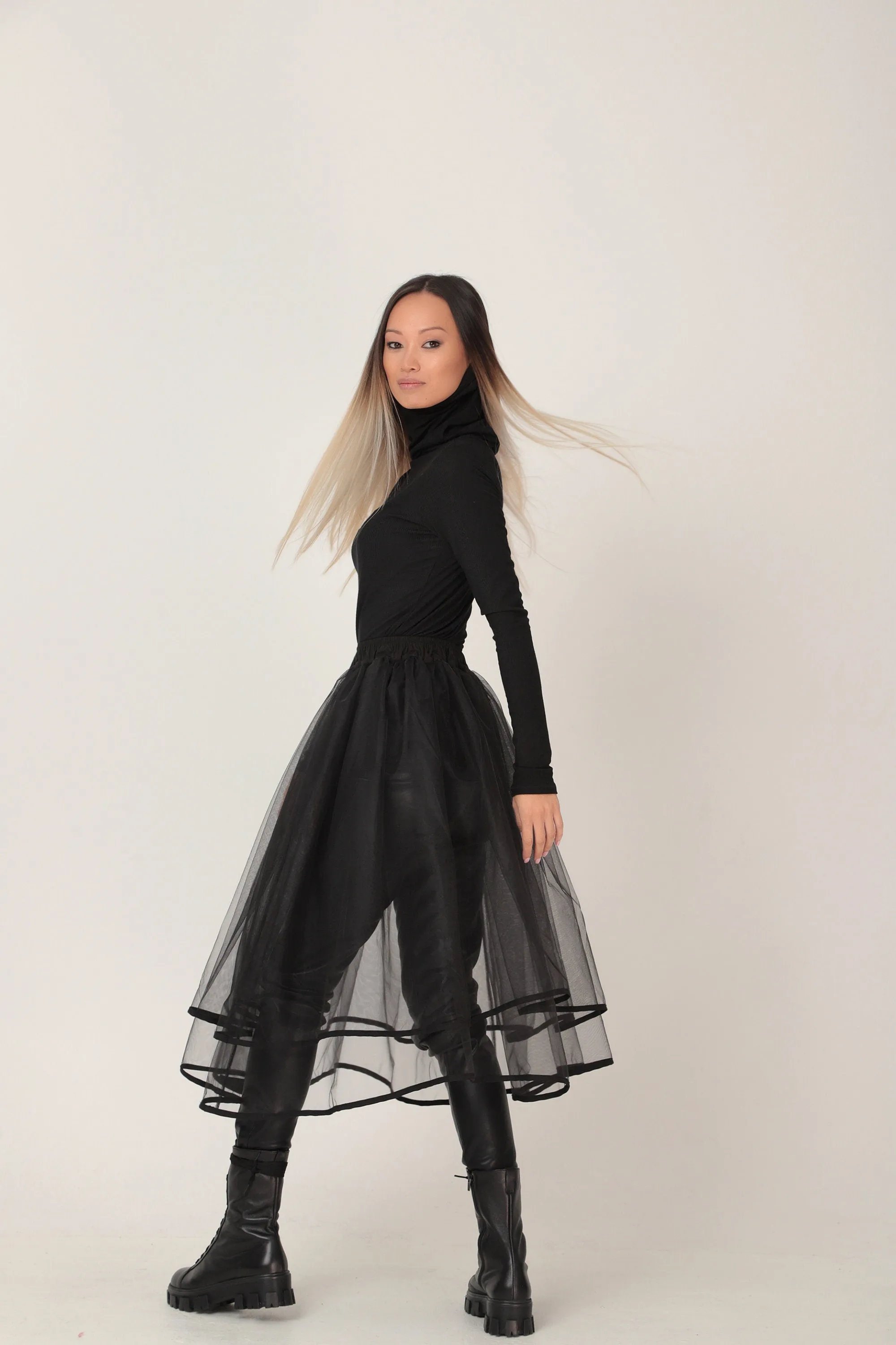 Long sleeved turtleneck blouse - JAHI