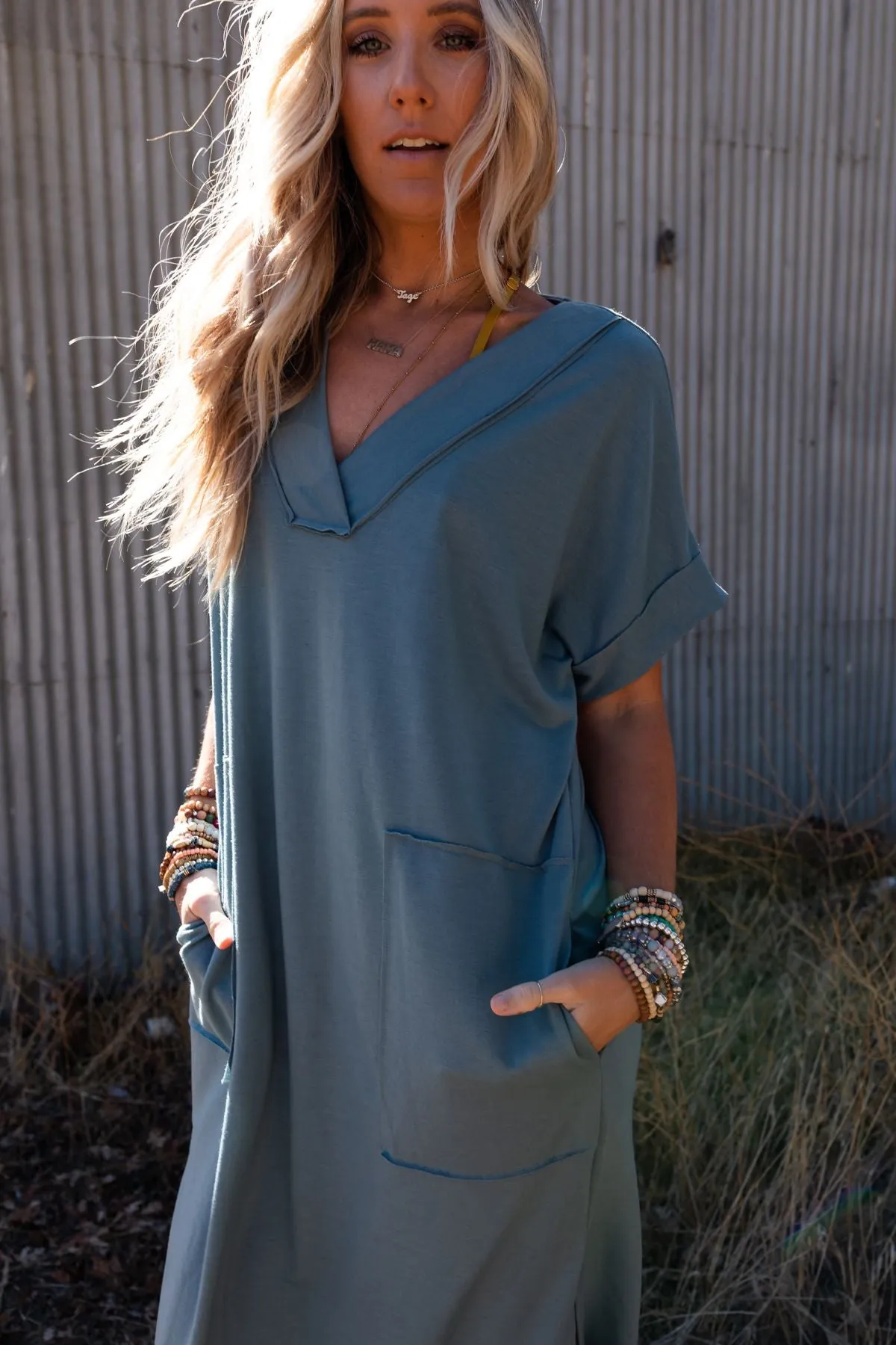 The Nest On The Go Round Hem Pocketed Midi Dress - Teal